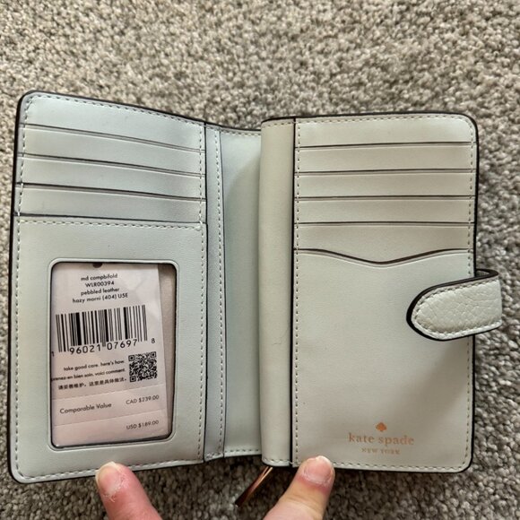 Kate Spade Medium Compact BiFold Pebbled Leather Hazy Morning - Picture 2 of 4